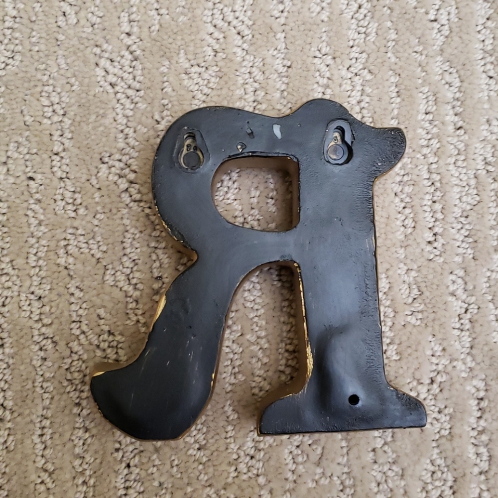 Decor - Picture 3 of 3